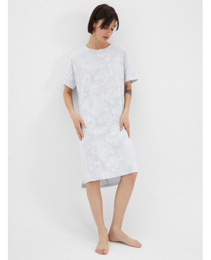 Сорочка бабочки на тумане