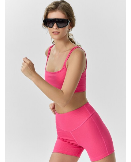 Топ маджента