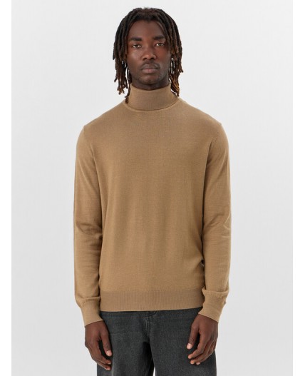 Свитер кофейный