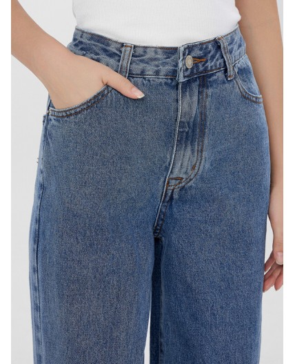 Джинсы голубой