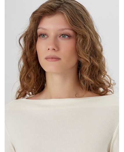 Джемпер белый