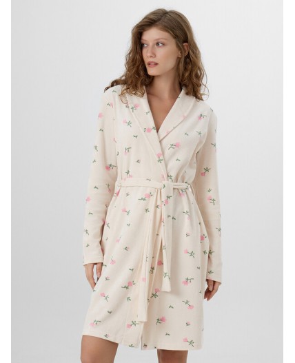 Халат цветы на кремовом