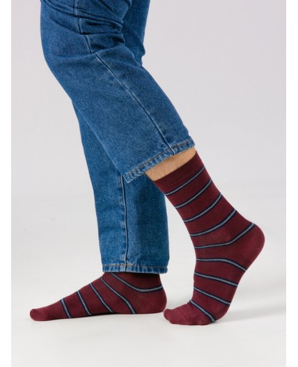 Носки бордовый