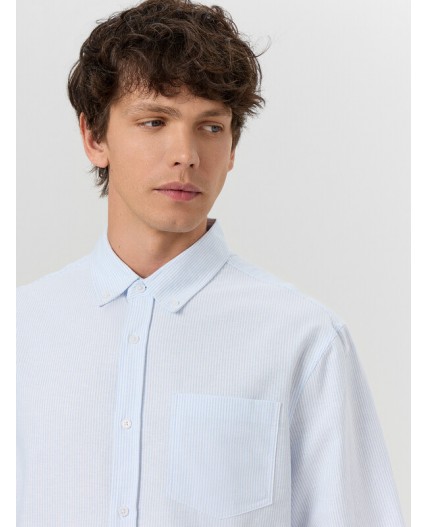 Рубашка бело -голубая полоска