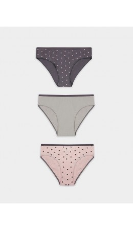 Трусы сердечки на нежно-розовом