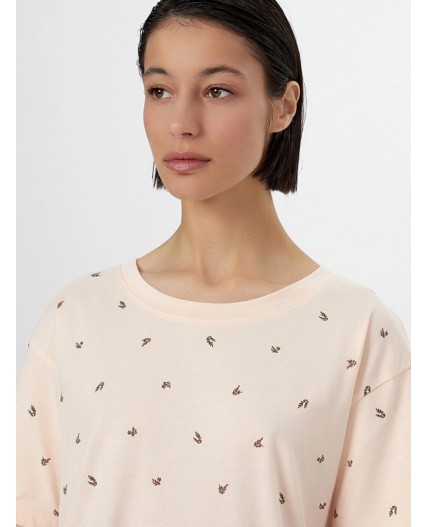 Сорочка цветочки на персиковом креме