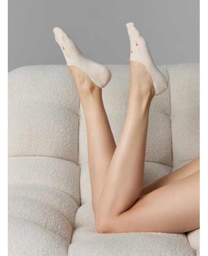 Подследники нюдовый