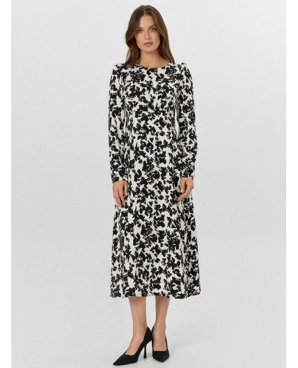 Платье геометрия на молочном