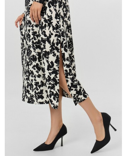 Платье геометрия на молочном