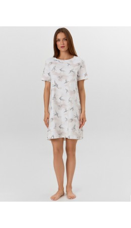 Сорочка птицы на льду