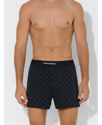 Трусы паттерн на черном