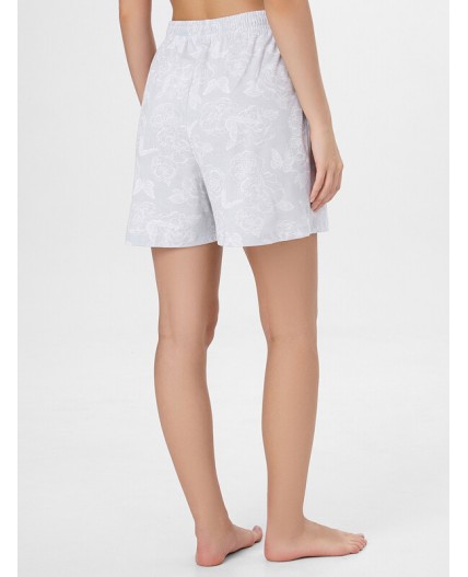 Шорты бабочки на тумане