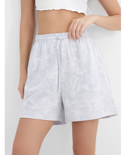 Шорты бабочки на тумане