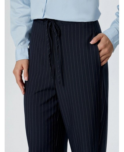 Брюки сине -белая полоска