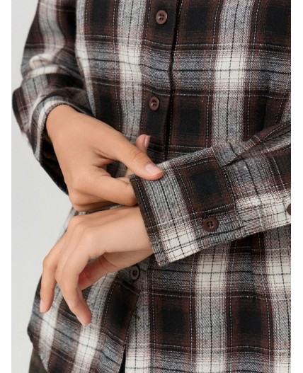 Рубашка темно -коричневая клетка