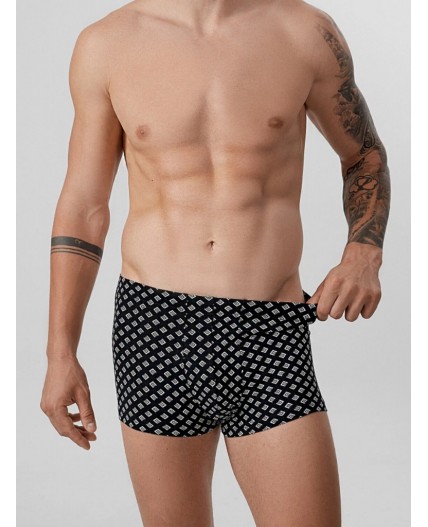 Трусы узор на черном1