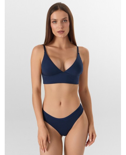 Бюстье море