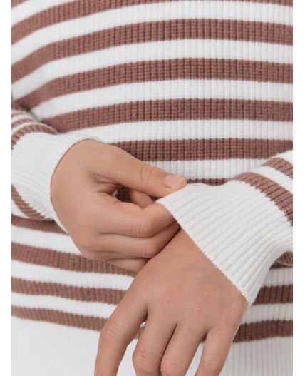 Джемпер брауни полоска на сливочном