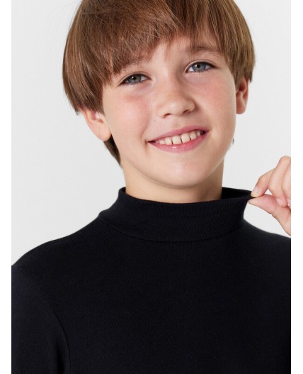 Джемпер черный