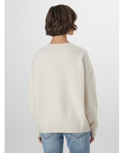 Джемпер молочный