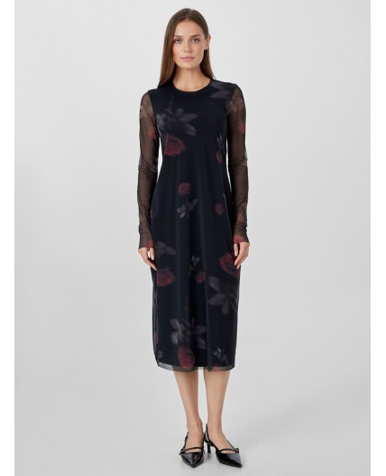 Платье розы на черном