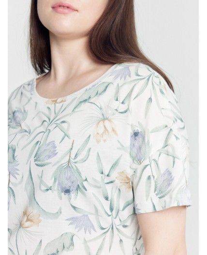 Сорочка цветы на св.молочном