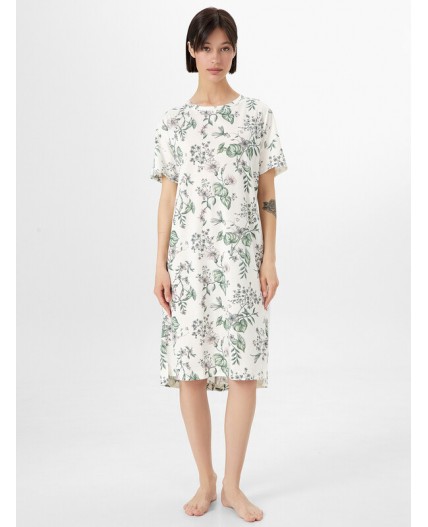 Сорочка цветы на св.молочном1