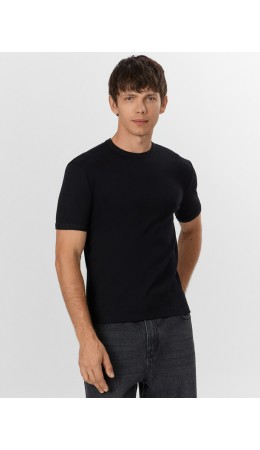 Футболка черный