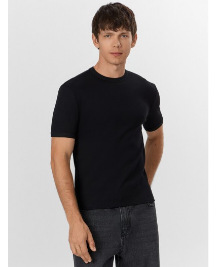 Футболка черный