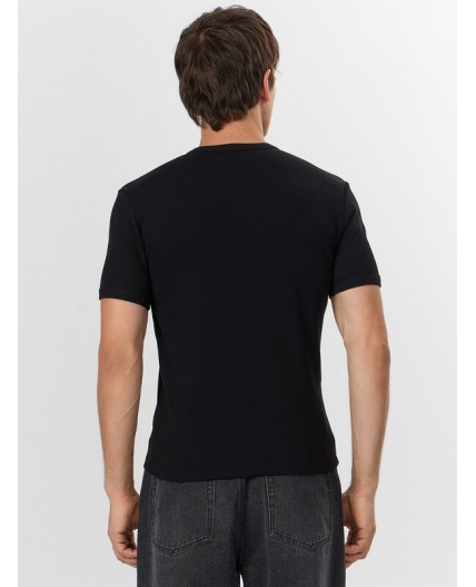 Футболка черный