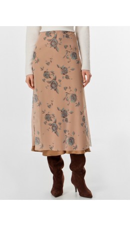 Юбка розы на марципане