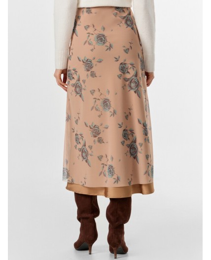 Юбка розы на марципане