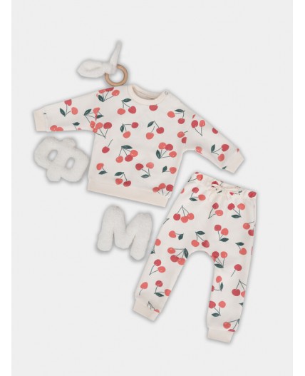 Комплект вишня на молочном