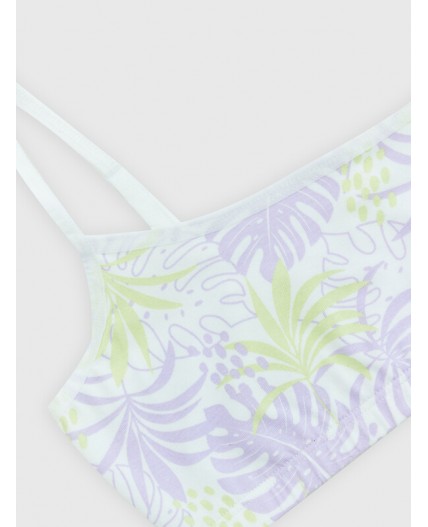 Топ листья на белом