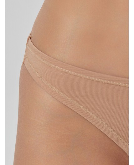 Трусы телесный +цикорий +черный