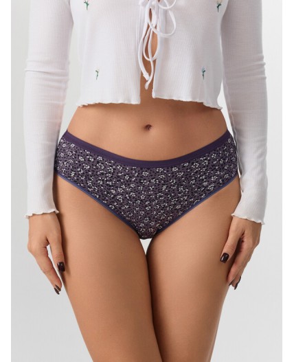 Трусы узор на фиолетовом
