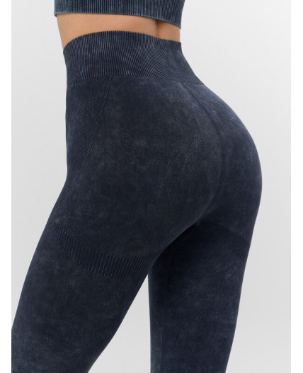 Легинсы пятна на графите