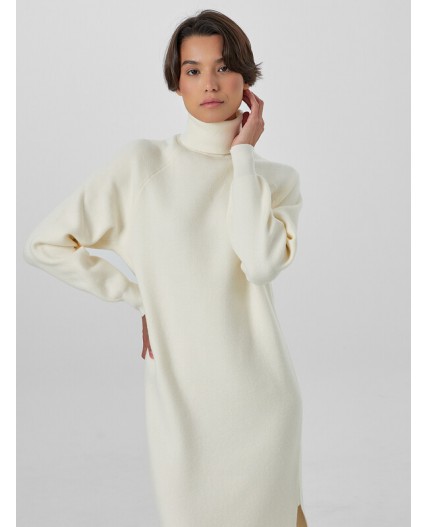 Платье молочный