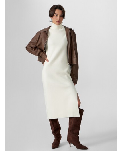 Платье молочный