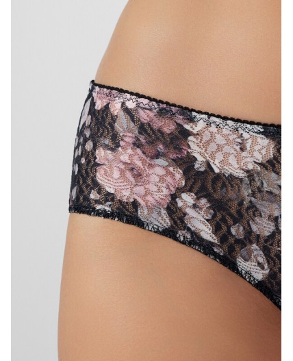 Трусы цветы на черном1