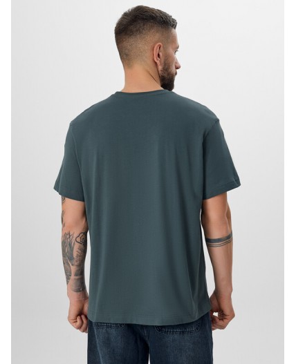 Футболка темный лес