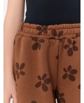 Брюки цветочки на коричневом
