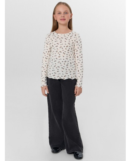 Джемпер цветочки на молочном