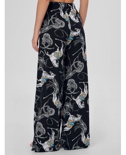 Пижама лошади на черном