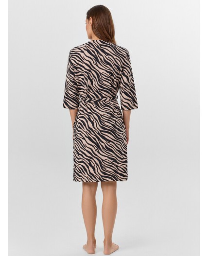 Пеньюар зебра на холодном бежевом