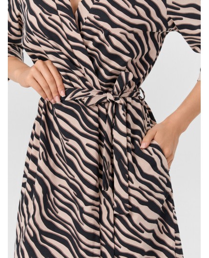 Пеньюар зебра на холодном бежевом