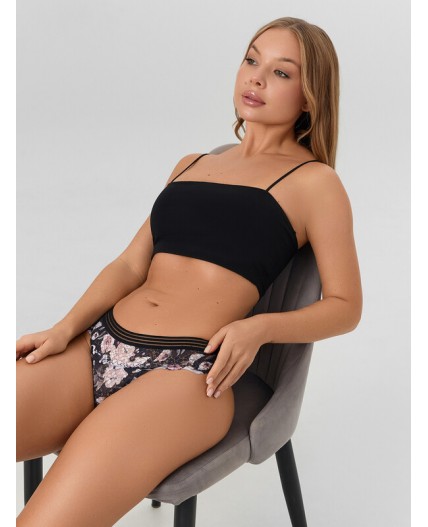 Трусы цветы на черном1