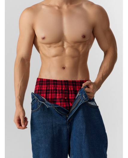 Трусы черная клетка на красном