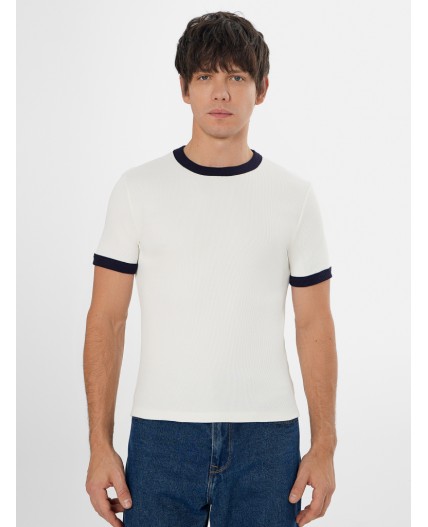 Футболка молочный