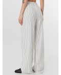 Брюки полоска на белом